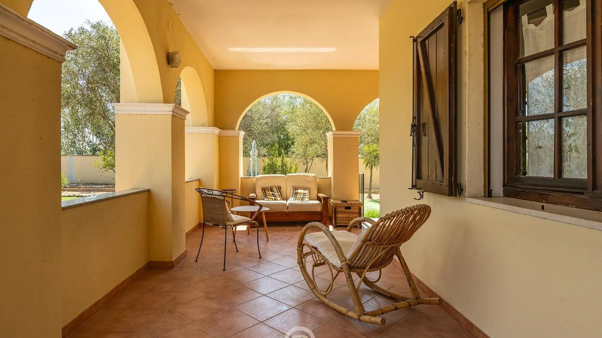 Casa Leila Vila Quartu SantʼElena Casa de Férias